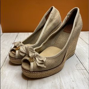 Tory Burch Size 8.5 B Tweed Wedge OpenToe Wedges
